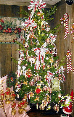 Ornaments, candy canes, wreaths, and more at the Christmas store and gift shop at MacQueen Apple Orchard, Cider Mill, Farm Market, and Pick Your Own Apples, Holland, Ohio, west of Toledo